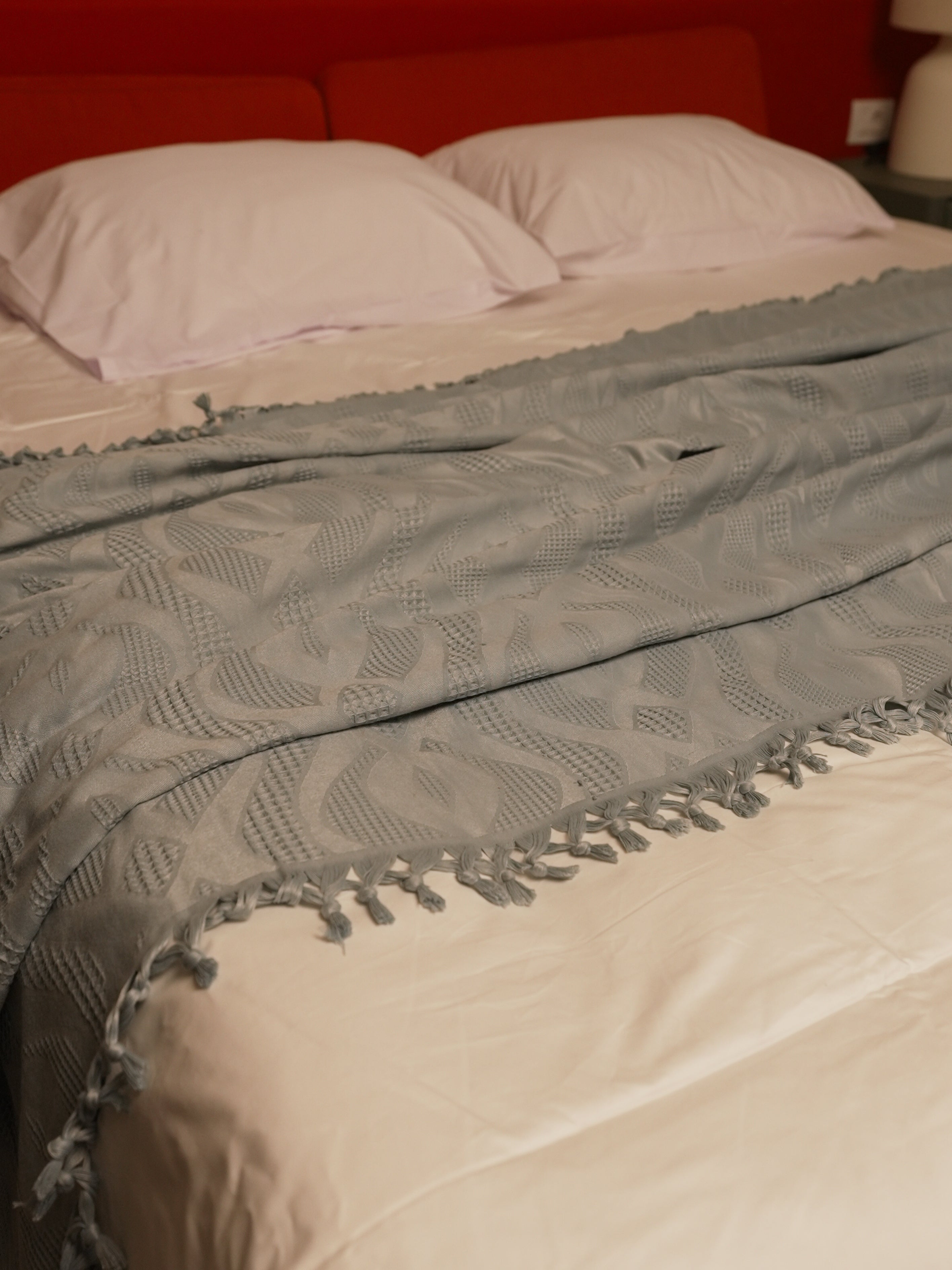 Tassels Jacquard Blanket