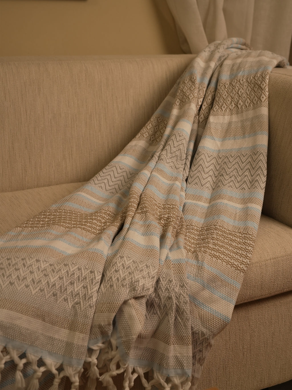 Zigzag  Jacquard Blanket